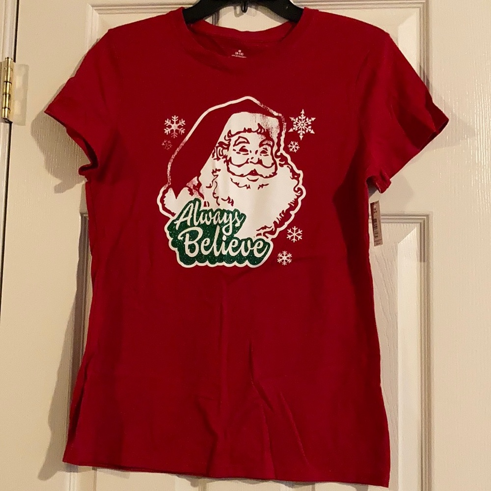 Christmas T-shirt - Vintage Appeal (size M) NWT